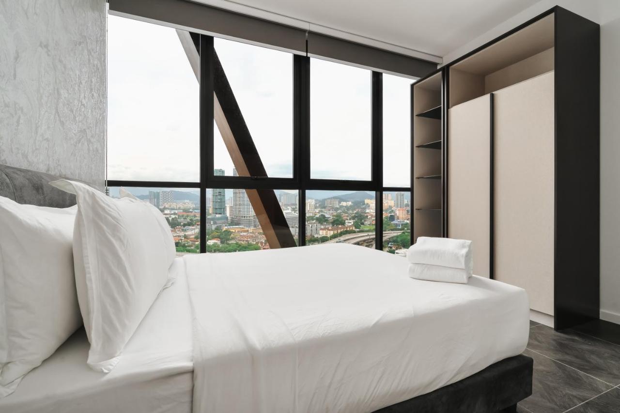Scarletz Klcc Apartments By Soulasia กัวลาลัมเปอร์ ภายนอก รูปภาพ