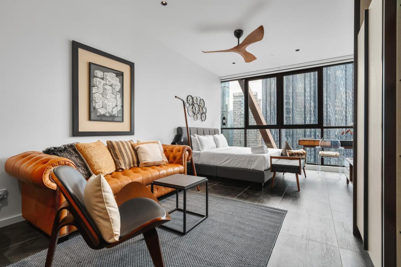 Scarletz Klcc Apartments By Soulasia กัวลาลัมเปอร์ ภายนอก รูปภาพ