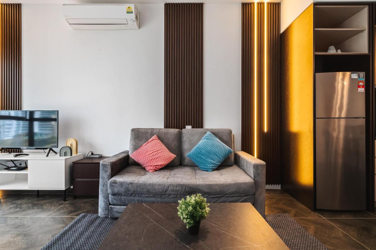 Scarletz Klcc Apartments By Soulasia กัวลาลัมเปอร์ ภายนอก รูปภาพ